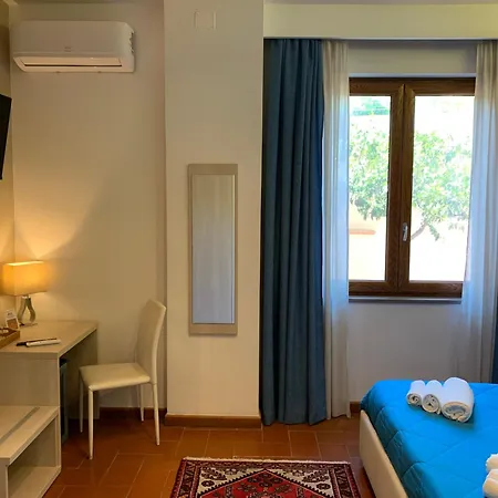 Zufro Oda ve Kahvaltı 4*