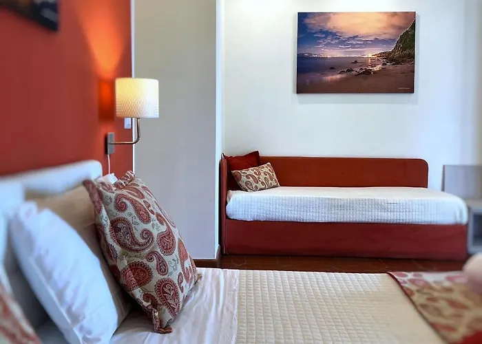 Zufro Bed and Breakfast 4*